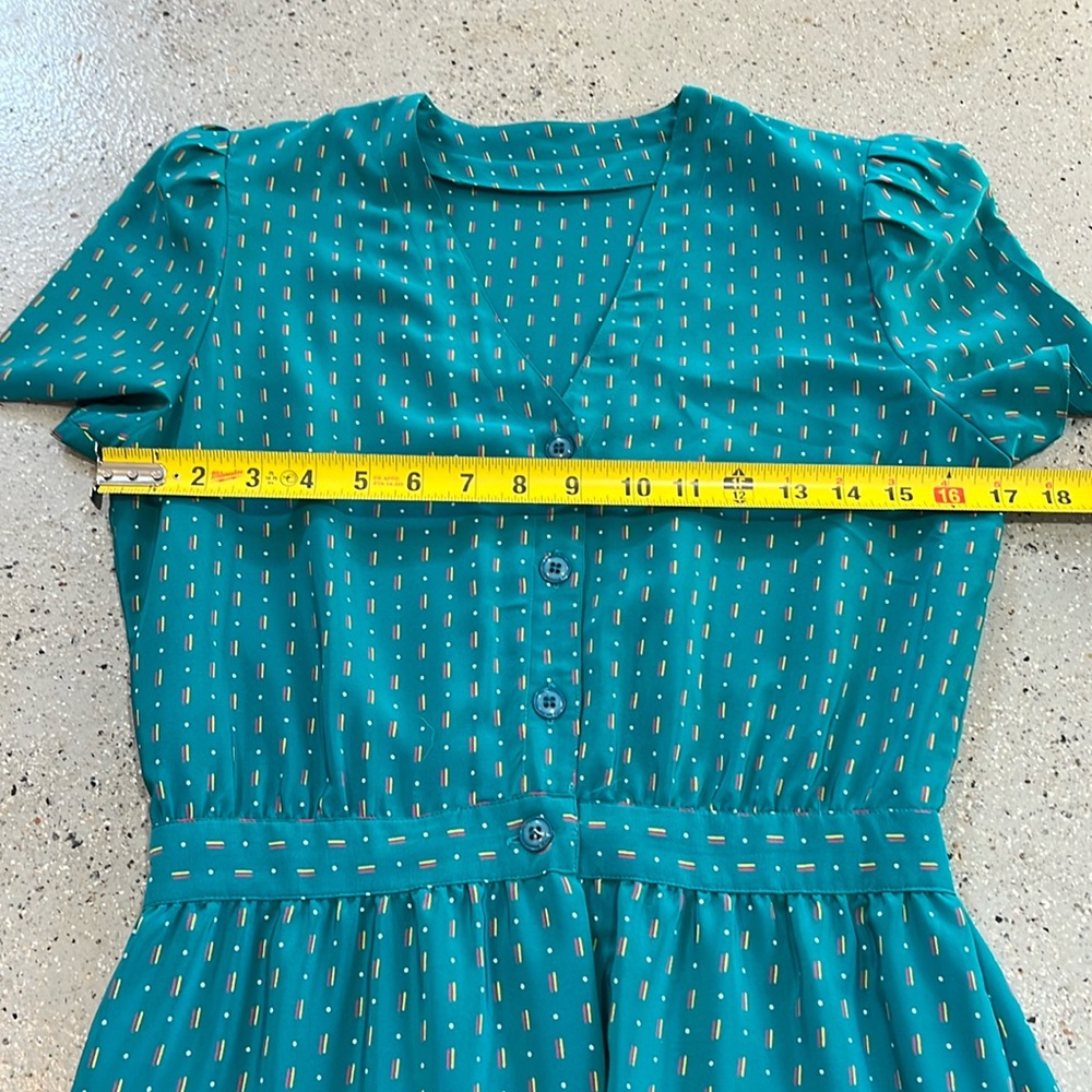 VINTAGE SHORT SLEEVE FIT AND FLARE DRESS GREEN SIZE 6 - Picture 9 of 12